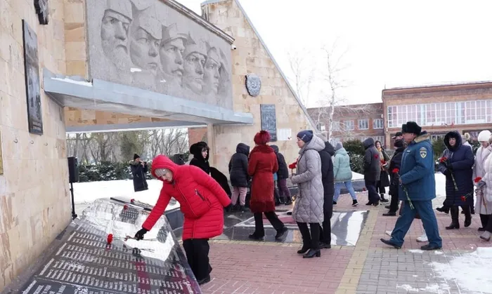 31r9wWUz8cGpmeutIe_HI9P5Oj3Om92QqxE4ZVXcu1F8Q3iHcLSvy_ZrbUAQWJS_qnrwPuxS8tfMZ79zsNU6FVB5